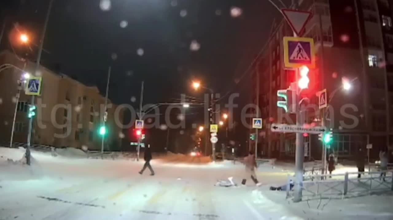 Выпал и остался лежать: комсомольчанка случайно потеряла ребенка, когда везла его на санях