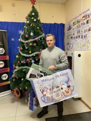 Дмитрий Кабузенко стал добрым волшебником для детей в рамках акции «Растопи льдинку в сердце»