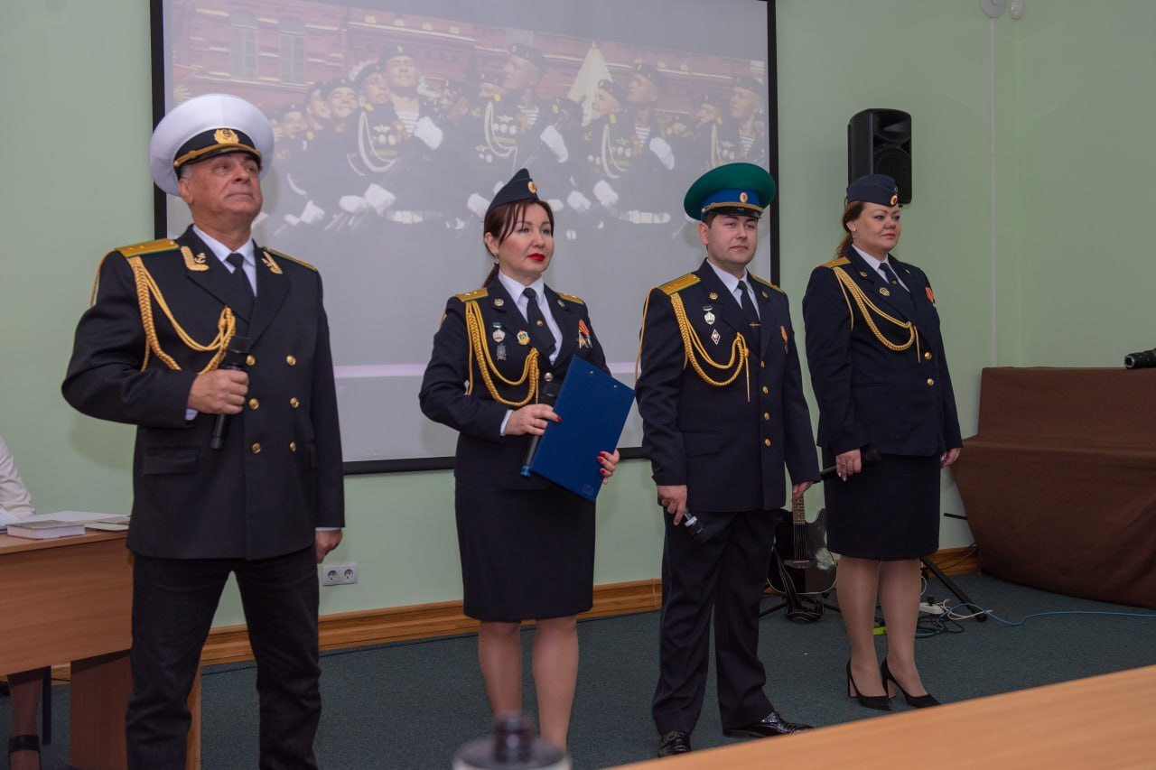 В Хабаровске поздравили воинов-участников СВО с Днём героев Отечества В Хабаровске поздравили воинов-участников СВО с Днём героев Отечества