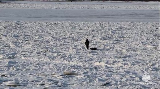 Процесс ледообразования в Хабаровском крае ещё не завершён, и выход на лёд остаётся крайне опасным для жизни — предупреждают инспекторы ГИМС