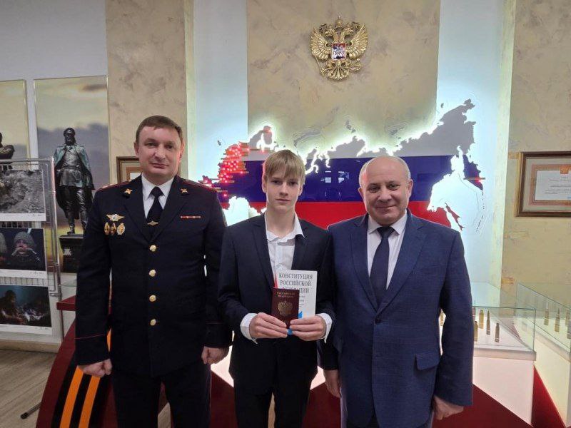 В Хабаровском крае полицейские провели мероприятия, приуроченные к празднованию Дня Конституции