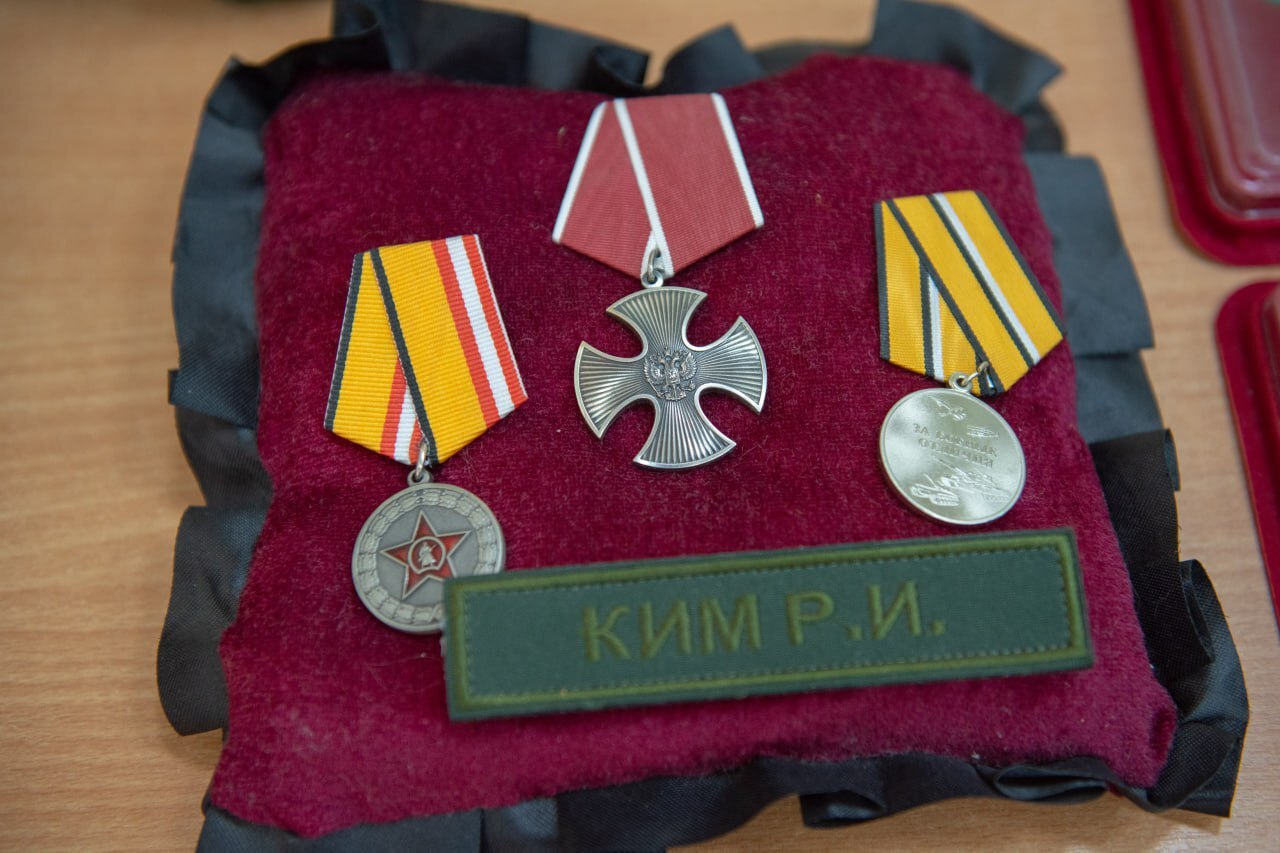 В Хабаровске поздравили воинов-участников СВО с Днём героев Отечества