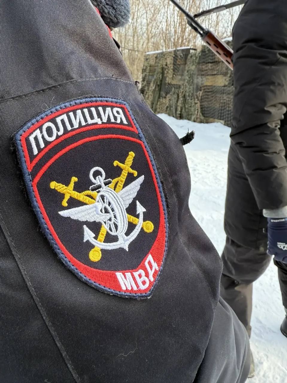 В Хабаровске транспортные полицейские отработали навыки владения огнестрельным оружием В Хабаровске транспортные полицейские отработали навыки владения огнестрельным оружием