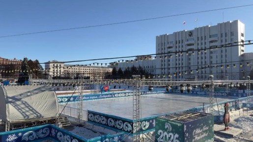 Каток на площади имени Ленина откроется уже завтра