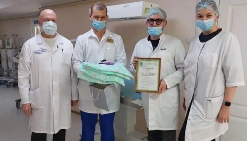 Студенты ДВМГУ передали тёплые вещи недоношенным детям в Хабаровске