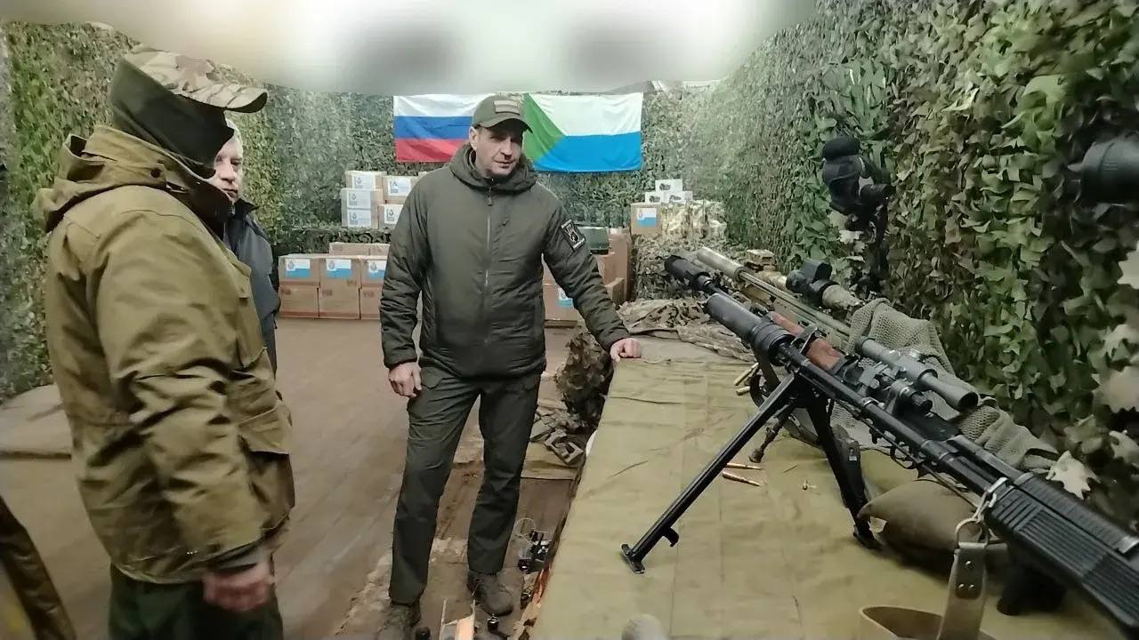 Губернатор Хабаровского края Дмитрий Демешин передал бойцам на передовой системы спутниковой связи и квадрокоптеры Губернатор Хабаровского края Дмитрий Демешин передал бойцам на передовой системы спутниковой связи и квадрокоптеры