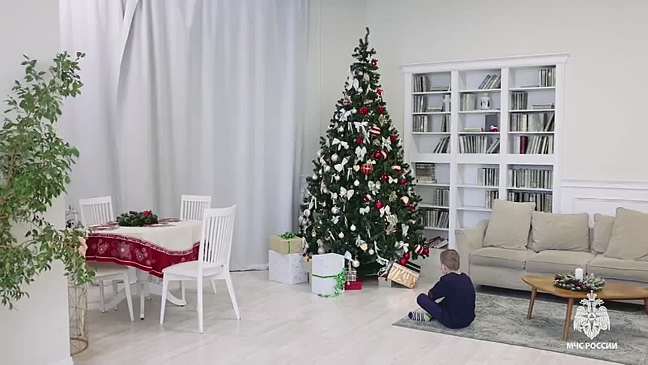 Новогодняя гирлянда должны быть безопасной!