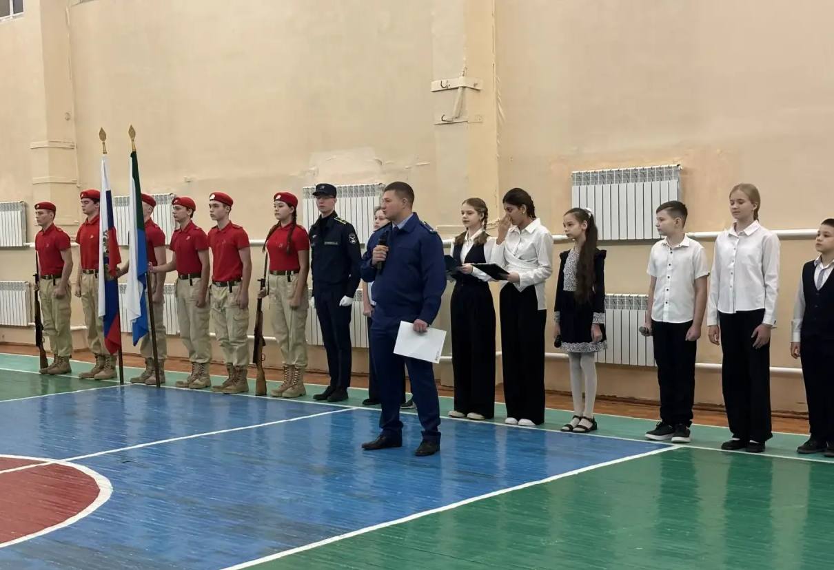 Прокуратурой Хабаровского края вручены грамоты и подарки участникам международного молодежного конкурса социальной антикоррупционной рекламы «Вместе против коррупции!» Прокуратурой Хабаровского края вручены грамоты и подарки участникам международного молодежного конкурса социальной антикоррупционной рекламы «Вместе против коррупции!»