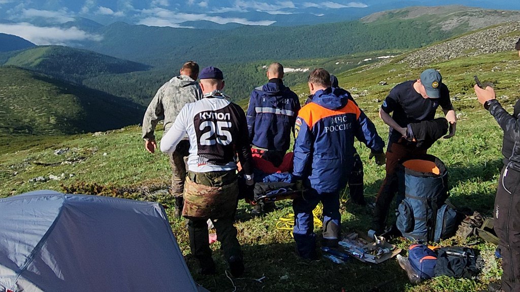 Два поисково-спасательных отряда МЧС России вошли в тройку лучших в Дальневосточном федеральном округе Два поисково-спасательных отряда МЧС России вошли в тройку лучших в Дальневосточном федеральном округе