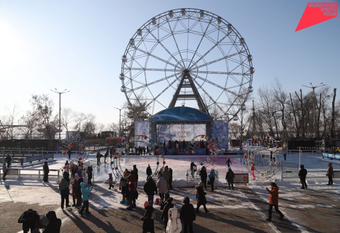 В Хабаровске открыли самый большой бесплатный открытый каток на Дальнем Востоке