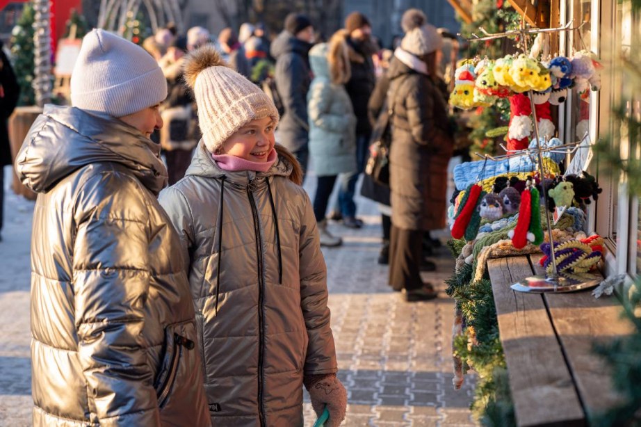 Жителей и гостей Хабаровска приглашают на новогодние гулянья Жителей и гостей Хабаровска приглашают на новогодние гулянья