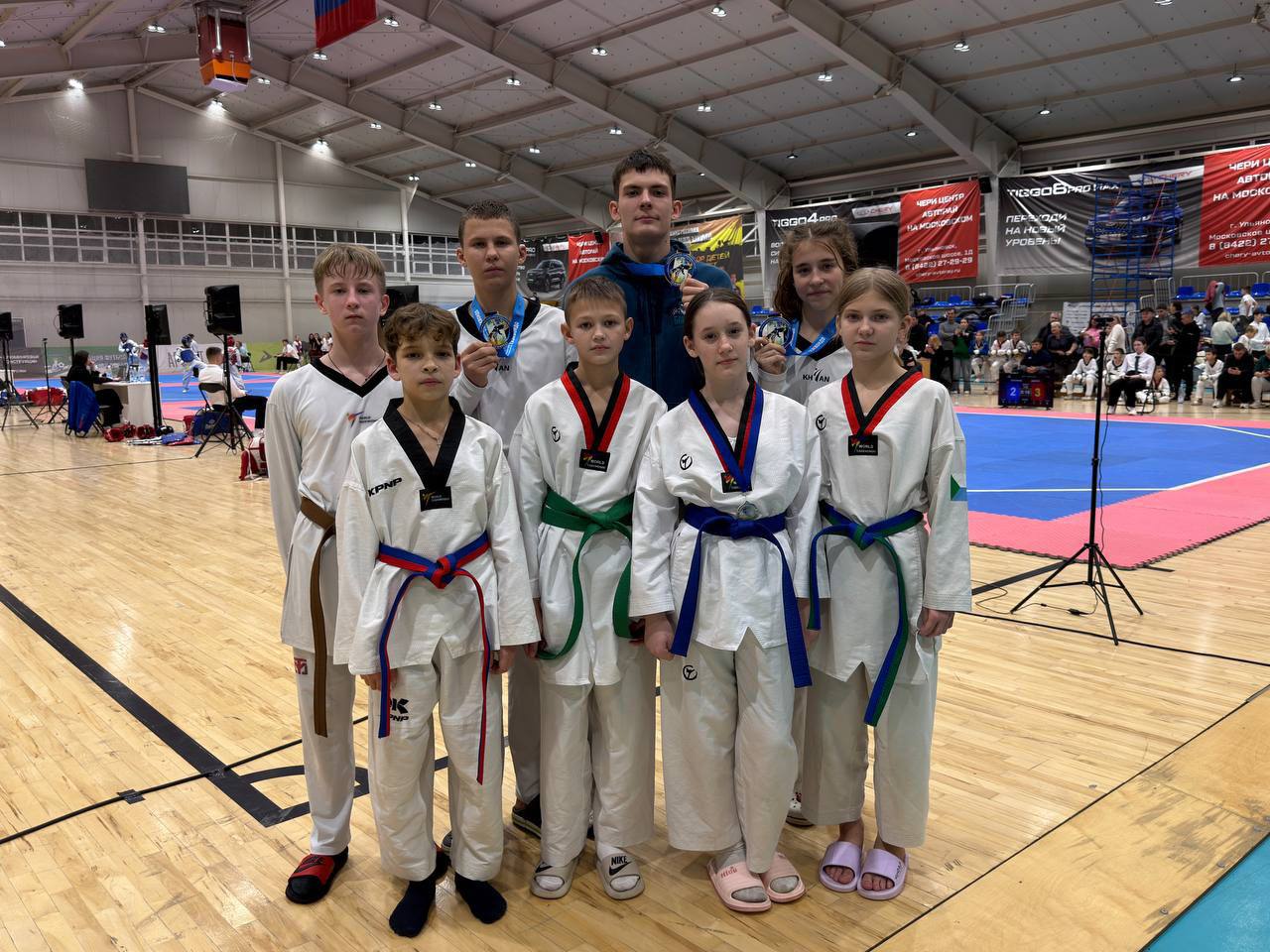 Спортсмены Хабаровского края стали обладателями наград всероссийских соревнований по тхэквондо ВТФ в Санкт-Петербурге и в Ульяновске