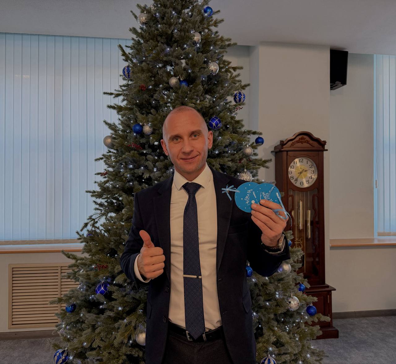 Мечты должны сбываться!. По инициативе Президента России Владимира Путина стартовала всероссийская акция «Ёлка желаний» — добрая традиция, которая объединяет тысячи людей по всей стране