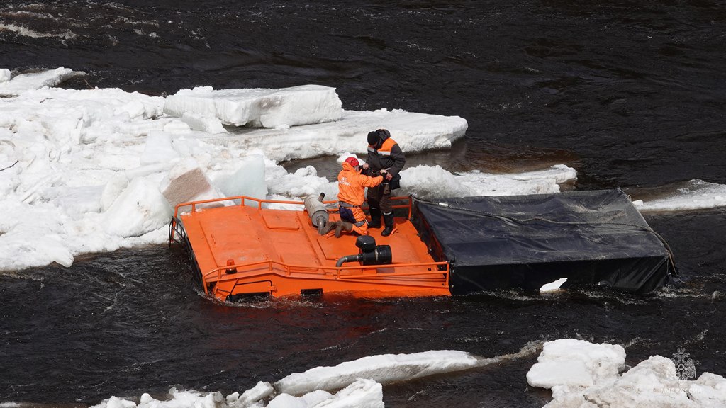 Два поисково-спасательных отряда МЧС России вошли в тройку лучших в Дальневосточном федеральном округе Два поисково-спасательных отряда МЧС России вошли в тройку лучших в Дальневосточном федеральном округе