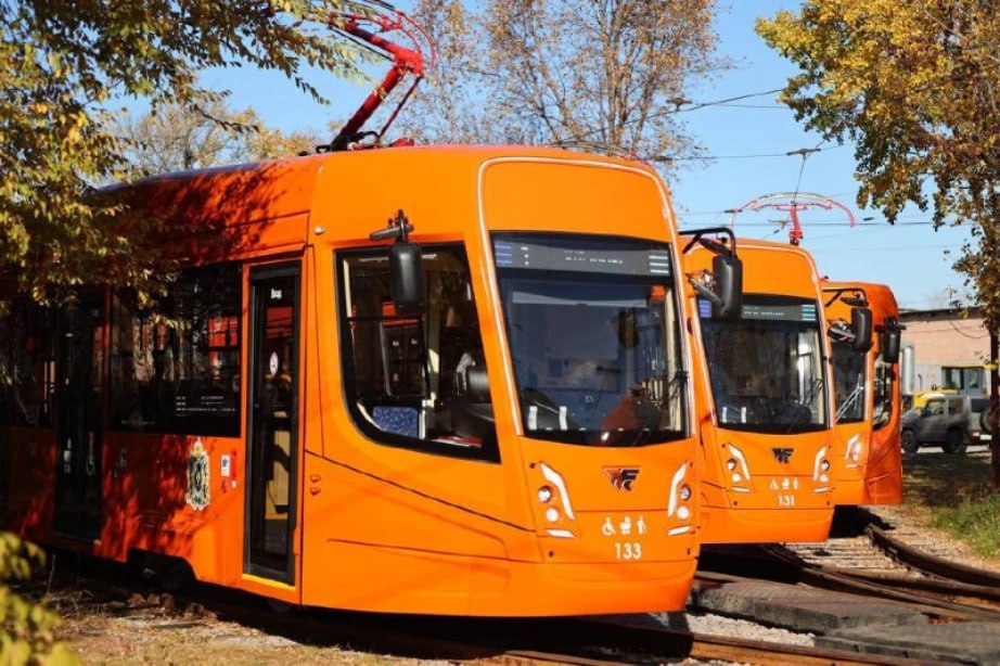 12 новых автобусов и современный трамвай пополнили парк пассажирского транспорта Хабаровского края в этом году 12 новых автобусов и современный трамвай пополнили парк пассажирского транспорта Хабаровского края в этом году