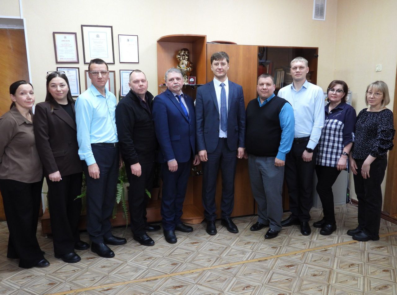 Состоялось первое организационное заседание ТИК Николаевского района состава 2025-2030 г.г. В ходе заседания тайным голосованием избраны заместитель председателя и секретарь территориального избиркома