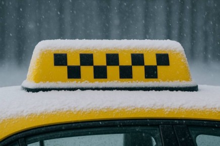 В Хабаровске водители такси не стали протестовать ради людей