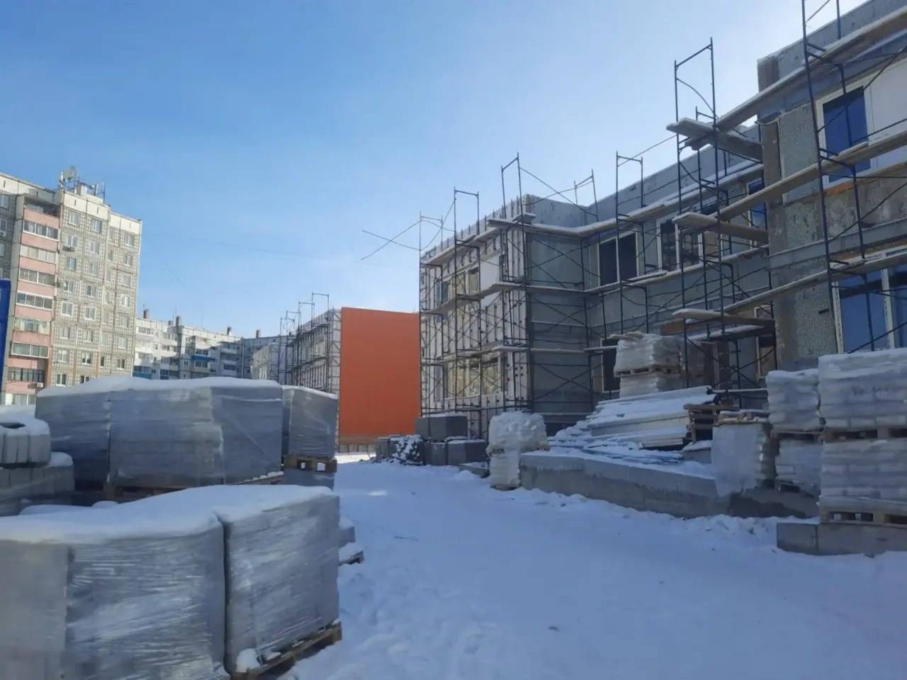 Александр Жорник: В рамках парламентского контроля, в Комсомольске-на-Амуре совместно с заместителем председателя Законодательной Думы Хабаровского края Евгением Николаевичем Антоновым провели инспекцию ряда объектов... Александр Жорник: В рамках парламентского контроля, в Комсомольске-на-Амуре совместно с заместителем председателя Законодательной Думы Хабаровского края Евгением Николаевичем Антоновым провели инспекцию ряда объектов...