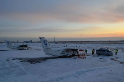 Авиарейсы из Хабаровска в Охотск и обратно переносят из-за снегопада