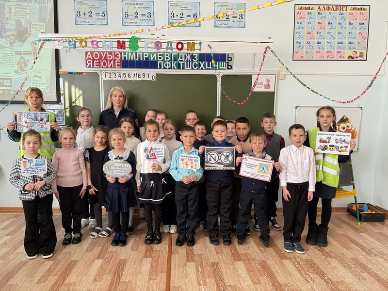 В Вяземском районе сотрудники Госавтоинспекции провели профилактическое мероприятие «По зимним дорогам» В Вяземском районе сотрудники Госавтоинспекции провели профилактическое мероприятие «По зимним дорогам»