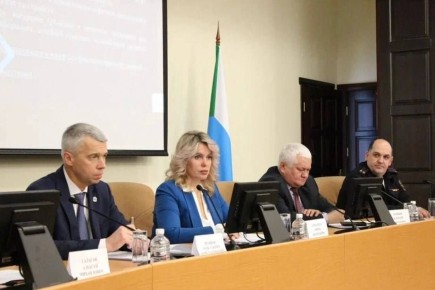 В правительстве края подвели итоги работы по обеспечению безопасности дорожного движения и наметили задачи на следующий год