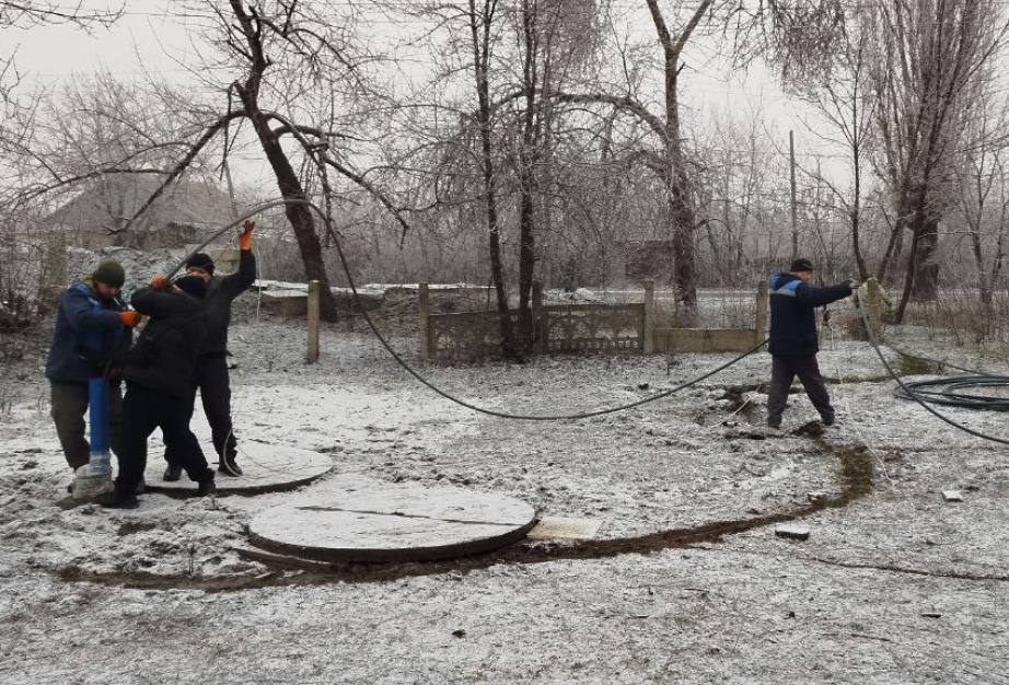 Аварийно-восстановительная бригада Хабаровского края обеспечивает бесперебойную работу коммунальных систем Дебальцево в новогодний период Аварийно-восстановительная бригада Хабаровского края обеспечивает бесперебойную работу коммунальных систем Дебальцево в новогодний период