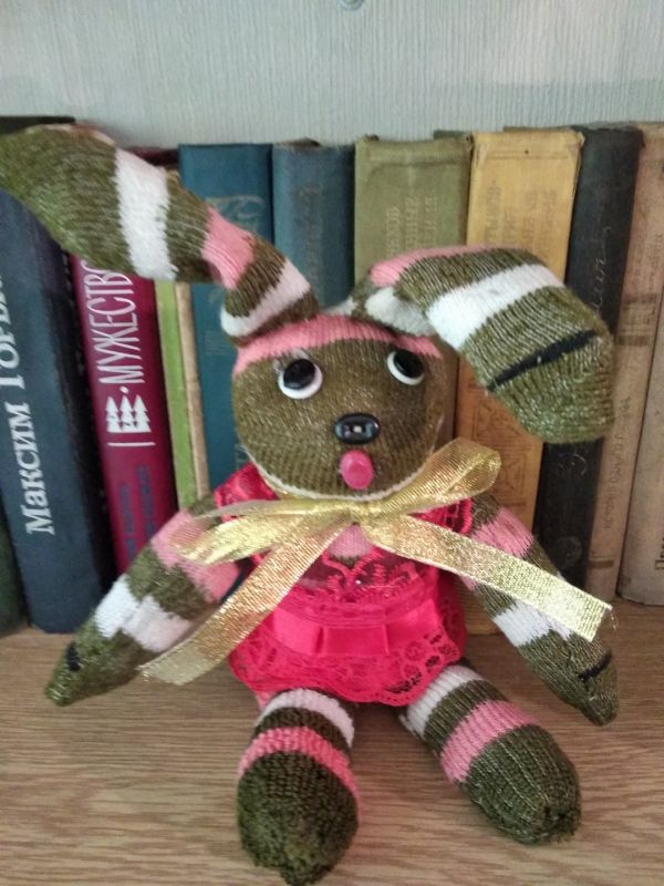 Мастер-класс от «Хабинфо»: мягкая игрушка из старого носка