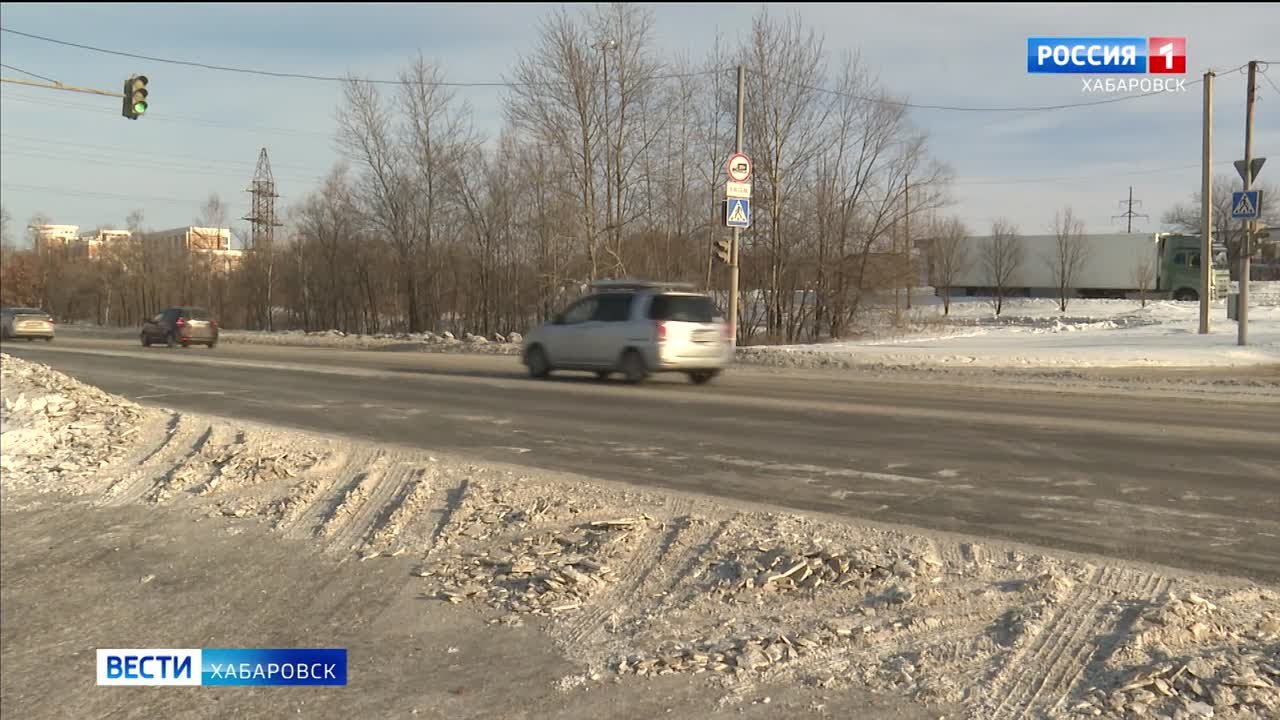 Дорожная техника вышла на улицы Хабаровска – маршрут составили по обращениям в соцсетях губернатора