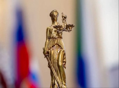 Дмитрий Демешин: Уважаемые работники и ветераны органов прокуратуры! Поздравляю вас с профессиональным праздником!