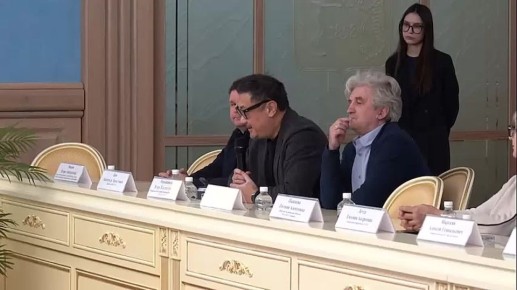 С Днём российской печати мэр Хабаровска Сергей Кравчук поздравил работников СМИ, в том числе сотрудников телеканала «Хабаровск»