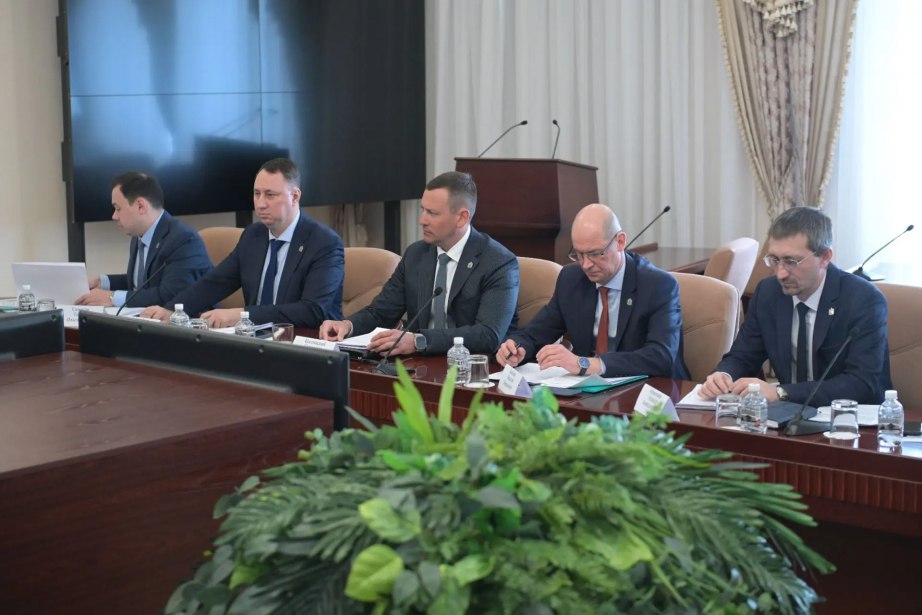 Акции Хабаровского судостроительного завода переданы в собственность краевого Центра содействия и поддержки промышленности Акции Хабаровского судостроительного завода переданы в собственность краевого Центра содействия и поддержки промышленности