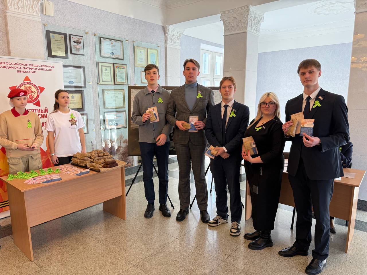 125 граммов блокадного хлеба — один из главных символов блокады Ленинграда 125 граммов блокадного хлеба — один из главных символов блокады Ленинграда