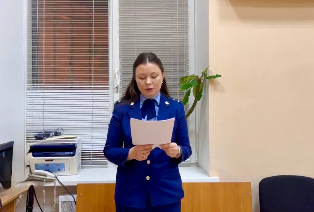 В Хабаровске вынесен приговор сотруднику полиции и телеведущему за мошенничество и посредничество во взяточничестве