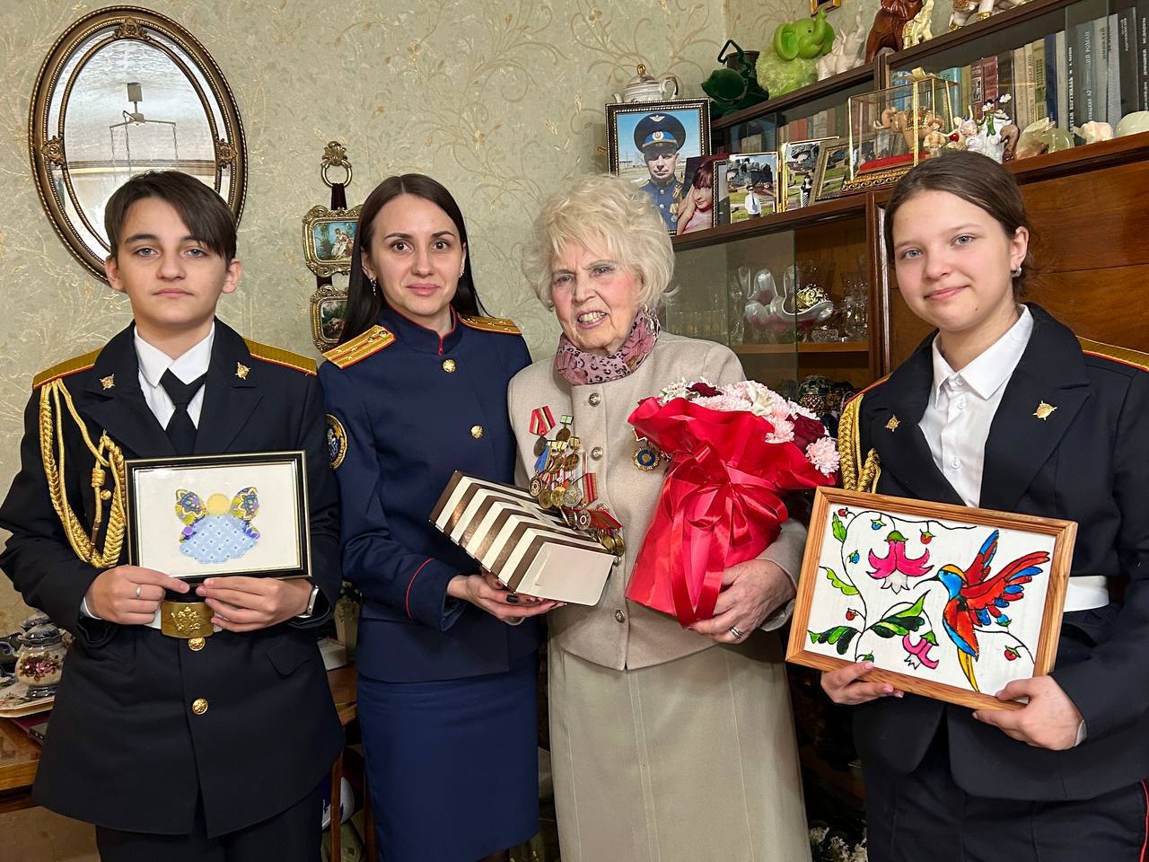 В День воинской славы сотрудники региональных следственных управлений СК России отдали дань уважения и памяти жителям блокадного Ленинграда В День воинской славы сотрудники региональных следственных управлений СК России отдали дань уважения и памяти жителям блокадного Ленинграда