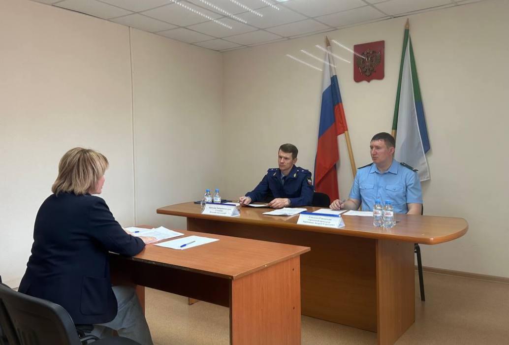 После обращения к прокурору Хабаровского края Виталию Степанову жительнице Советской Гавани выплачен долг по зарплате