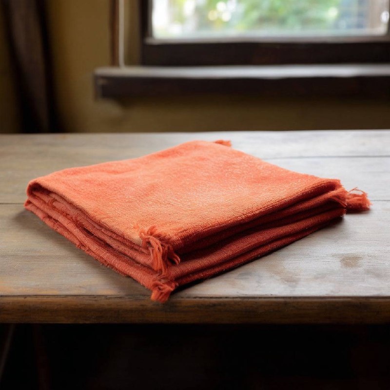 Чистота на кухне: Почему важно протирать стол регулярно