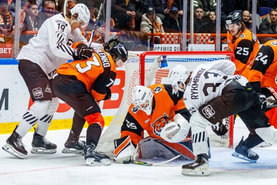 Хабаровский «Амур» проиграл «Трактору»