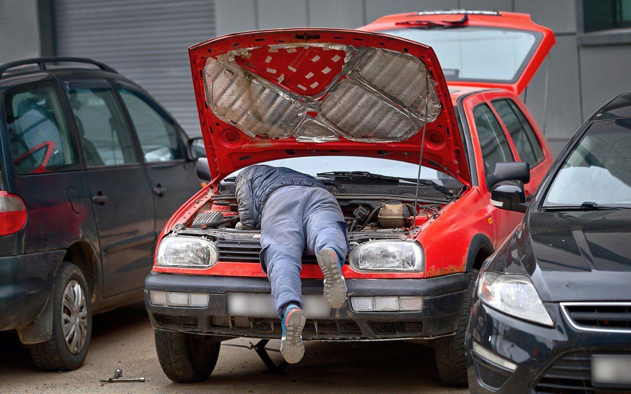 Мошенники обманывают россиян с помощью объявлений о распродаже автотоваров