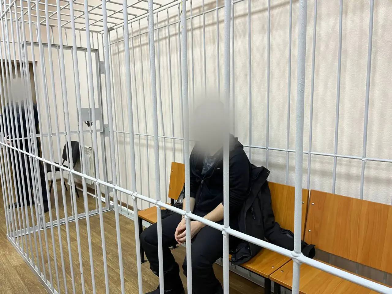 В Советской Гавани сотрудники полиции задержали курьера мошенников при попытке передачи порядка 500 тысяч рублей