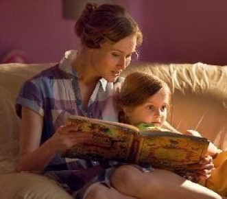 Почему чтение сказок на ночь – это не просто привычка, а истинное волшебство для вашего ребенка?