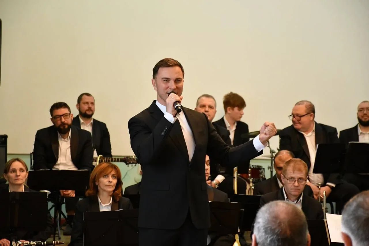 Владимир Бабенко поздравил жителей исторических регионов России с годовщиной освобождения Дебальцево Владимир Бабенко поздравил жителей исторических регионов России с годовщиной освобождения Дебальцево