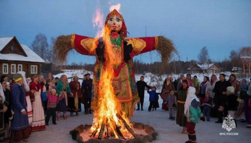 Масленица. Пожарная безопасность на кухне и в местах массовых гуляний