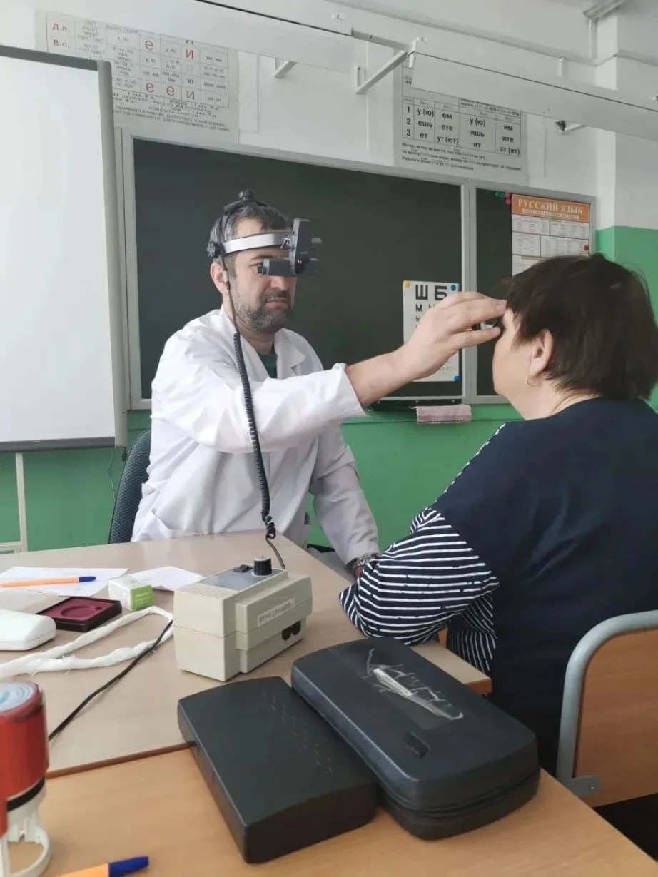 Врачи осмотрели 270 человек в северных поселках Врачи осмотрели 270 человек в северных поселках