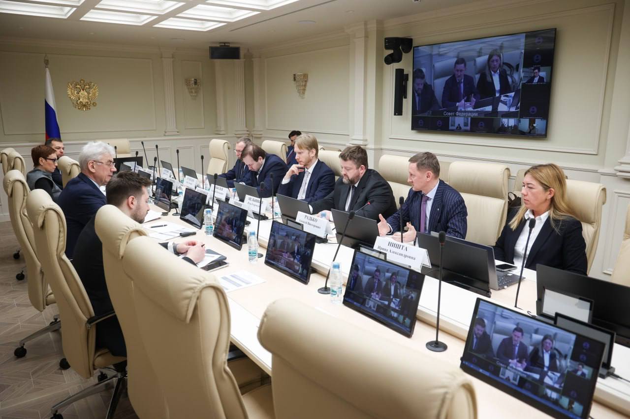 Провел круглый стол по вопросам реализации федерального проекта «Производительность труда» в рамках парламентского сопровождения национальных проектов Провел круглый стол по вопросам реализации федерального проекта «Производительность труда» в рамках парламентского сопровождения национальных проектов