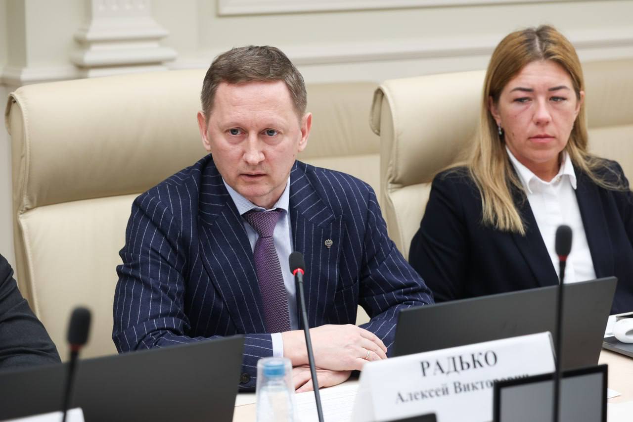 Провел круглый стол по вопросам реализации федерального проекта «Производительность труда» в рамках парламентского сопровождения национальных проектов Провел круглый стол по вопросам реализации федерального проекта «Производительность труда» в рамках парламентского сопровождения национальных проектов