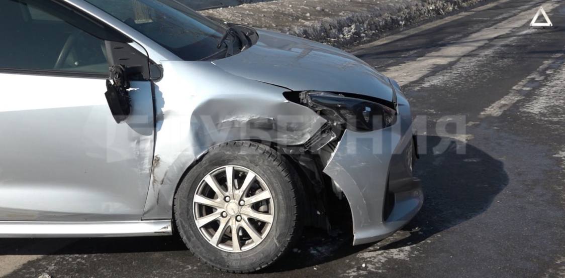 Серьезная авария парализовала движение на проспекте 60-летия Октября Серьезная авария парализовала движение на проспекте 60-летия Октября