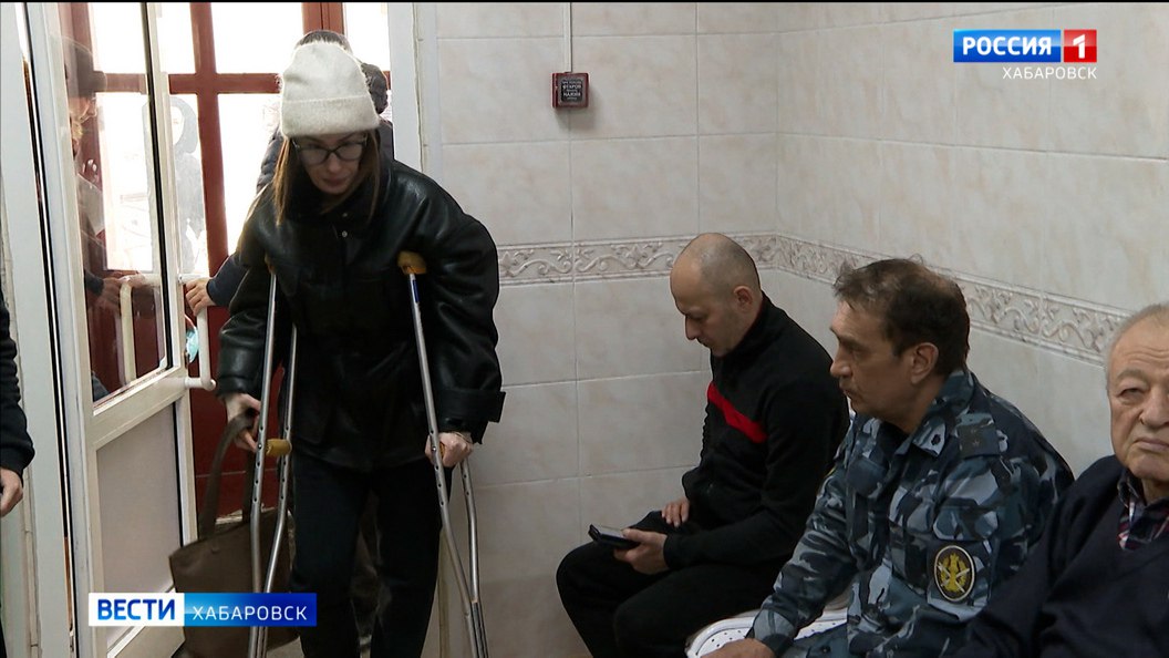 "Все очень скользко". В травмпункт Хабаровска продолжают поступать пострадавшие