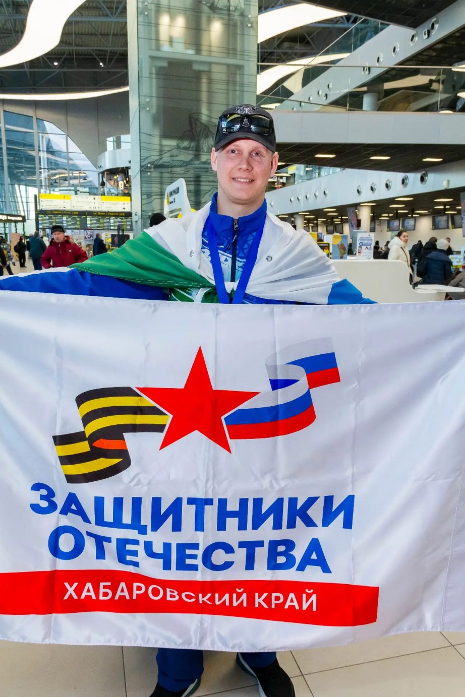 При поддержке хабаровского филиала фонда «Защитники Отечества» ветераны СВО провели более 500 уроков мужества за три года