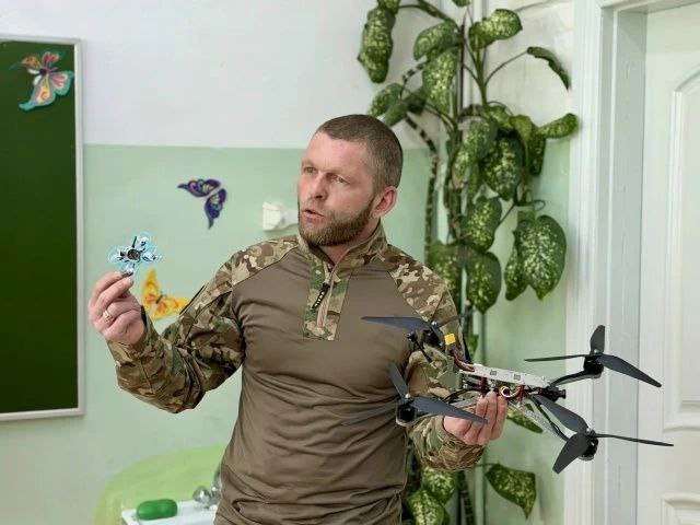 Урок мужества с настоящими боевыми трофеями Урок мужества с настоящими боевыми трофеями