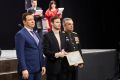 В Хабаровске на форуме «Народ и армия едины» наградили лучших добровольцев края